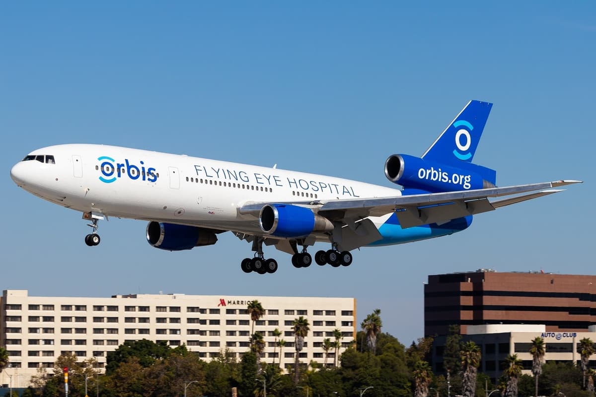 photo-of-McDonnell Douglas DC-10-30