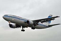 Photo of Airbus A300-600